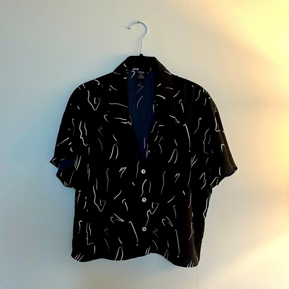 Camp Collar Printed Blouse - Picture 4 of 5